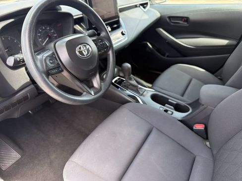 Used 2024 Toyota Corolla LE FWD image 11