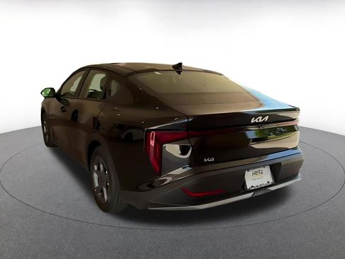 Used 2025 Kia K4 FWD image 10