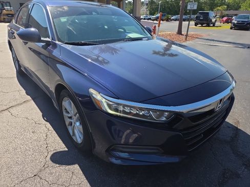 Used 2018 Honda Accord LX image 8