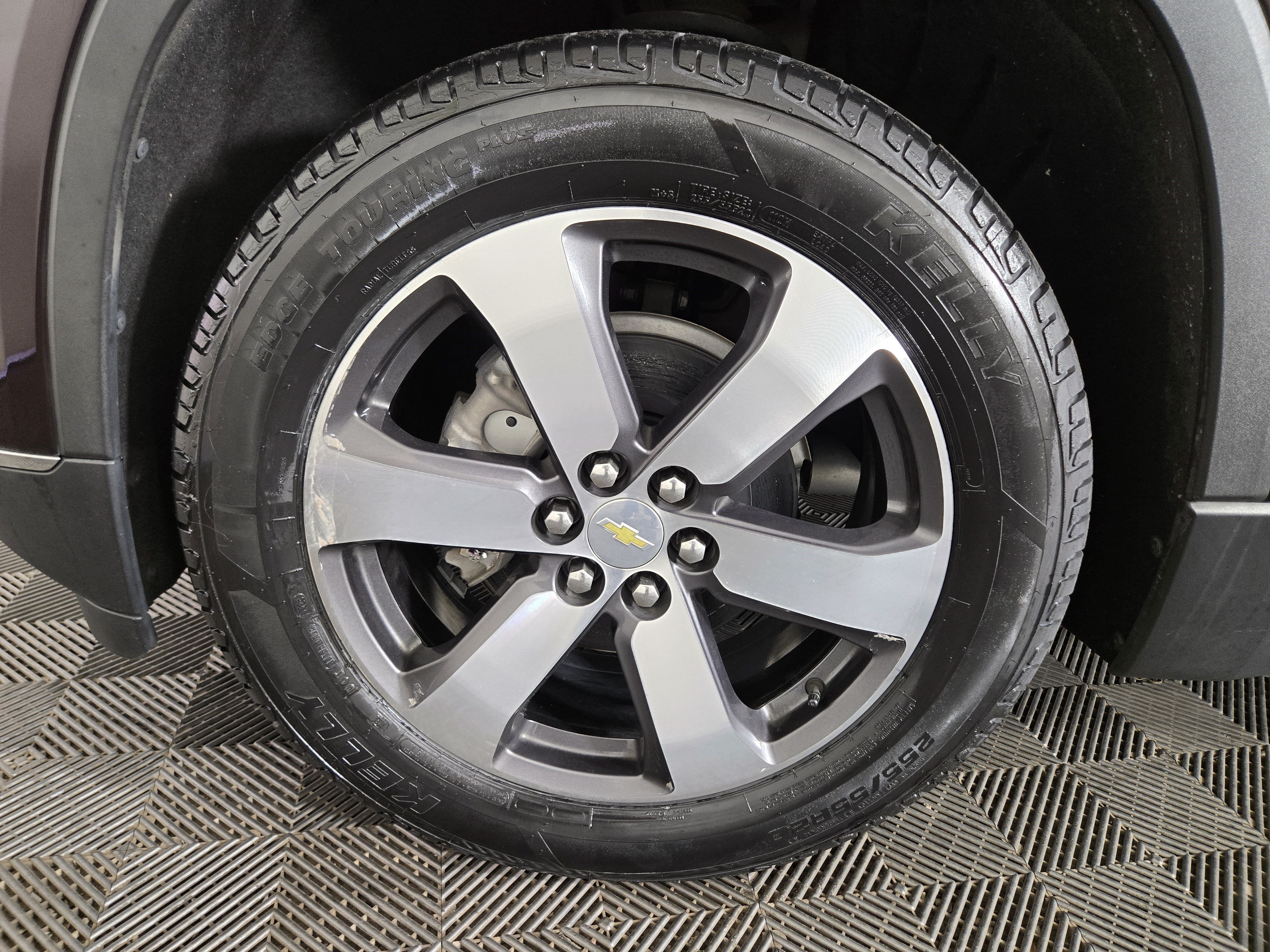 Used 2021 Chevrolet Traverse LT w/ LT Premium Package AWD/4WD image 35