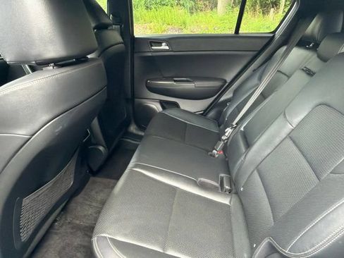 Used 2020 Kia Sportage S w/ S Sunroof Package AWD/4WD image 18