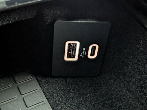 New 2026 Lincoln Corsair Premiere image 20