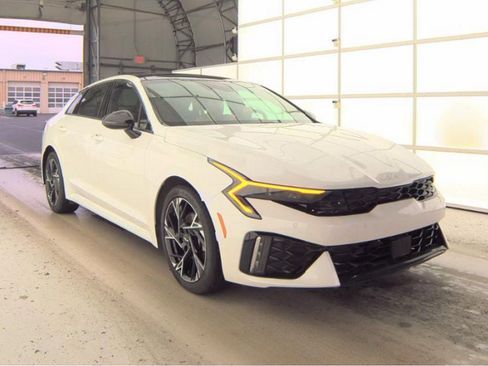 Used 2025 Kia K5 GT-Line w/ GT-Line Premium Package image 4