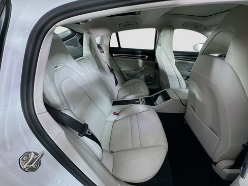 Certified 2023 Porsche Panamera 4 Platinum Edition AWD/4WD image 29