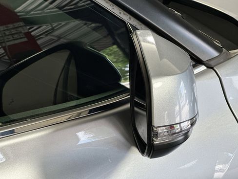 Used 2023 Toyota Highlander LE image 10