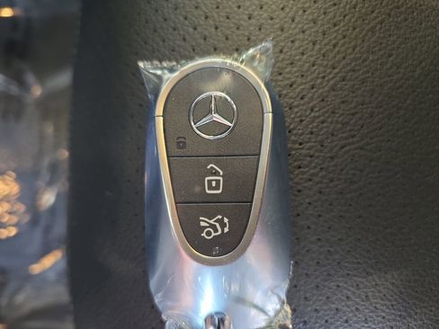 Certified 2026 Mercedes-Benz GLC 300 GLC 300 image 38