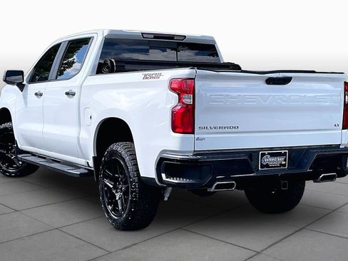 Used 2022 Chevrolet Silverado 1500 LT Trail Boss w/ LT Trail Boss Premium Package AWD/4WD image 12