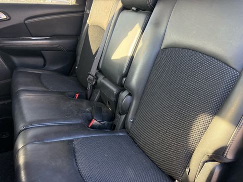 Used 2017 Dodge Journey Crossroad image 12