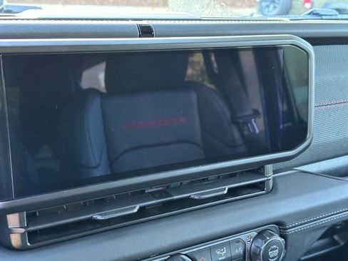 New 2026 Jeep Wrangler Unlimited Rubicon image 24