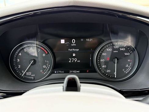 Used 2022 Cadillac XT6 Premium Luxury w/ Technology Package FWD image 33