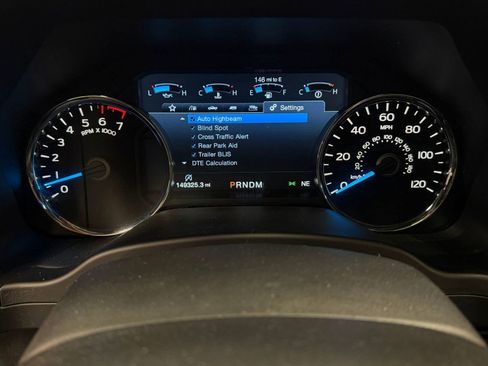 Used 2017 Ford F150 Lariat w/ Equipment Group 502A Luxury image 18