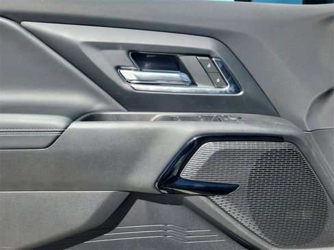 New 2026 Chevrolet Silverado EV LT image 27