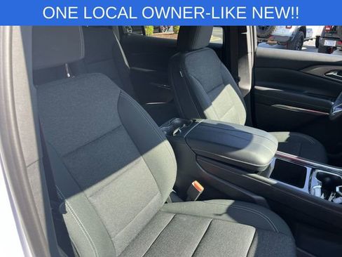 Used 2026 Chevrolet Traverse LT w/ Driver Confidence Package FWD image 42