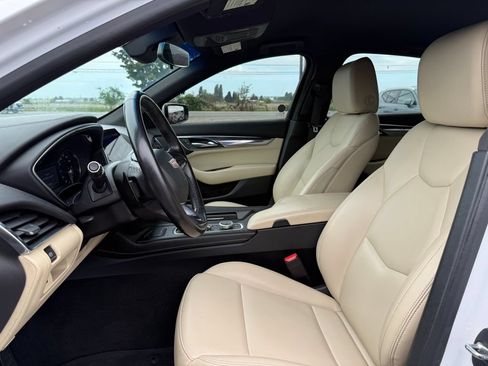 Used 2020 Cadillac CT5 Luxury w/ Cold Weather Package AWD/4WD image 16