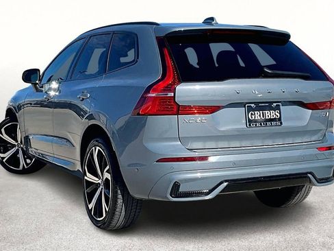 Certified 2023 Volvo XC60 B5 Ultimate image 17