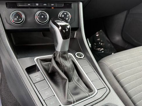 Used 2024 Volkswagen Jetta S FWD image 19