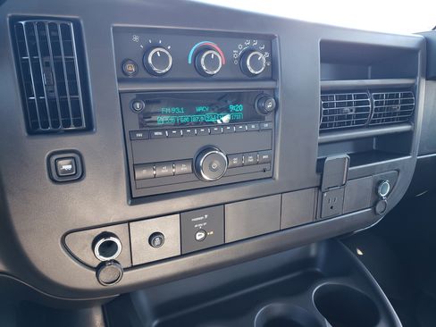 New 2025 Chevrolet Express 2500 w/ Driver Convenience Package image 27