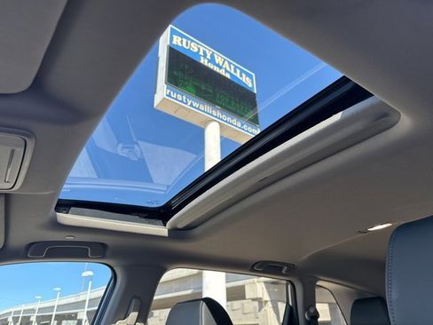 Used 2024 Honda CR-V EX-L image 7