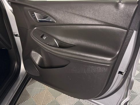 Used 2024 Buick Encore GX Preferred image 34