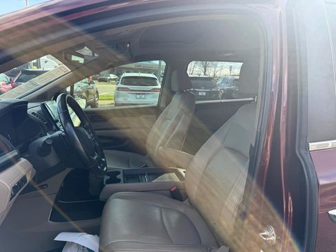 Used 2019 Honda Odyssey EX-L image 9