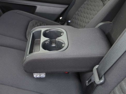 Used 2022 Nissan Pathfinder SV FWD image 27