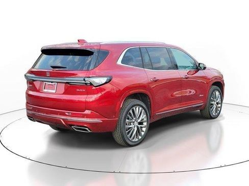 Used 2025 Buick Enclave Avenir w/ Super Cruise Package image 4