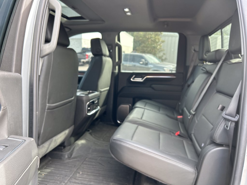 Used 2024 GMC Sierra 2500 Denali w/ Denali Reserve Package AWD/4WD image 13