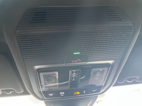 Used 2023 Volkswagen GTI SE image 37