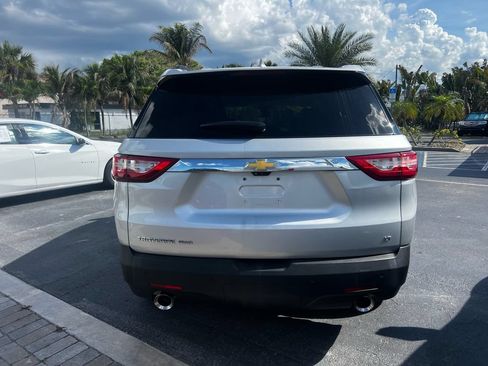 Used 2020 Chevrolet Traverse LT w/ LT Premium Package AWD/4WD image 6