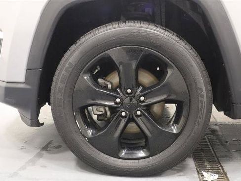 Certified 2019 Jeep Compass Latitude AWD/4WD image 26