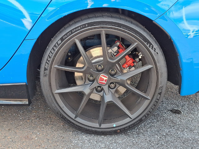 Used 2025 Honda Civic Type R image 9