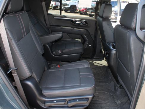 Used 2025 Chevrolet Tahoe RST w/ Comfort Package AWD/4WD image 19