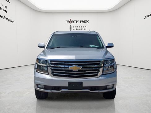 Used 2017 Chevrolet Tahoe LT w/ Luxury Package AWD/4WD image 8