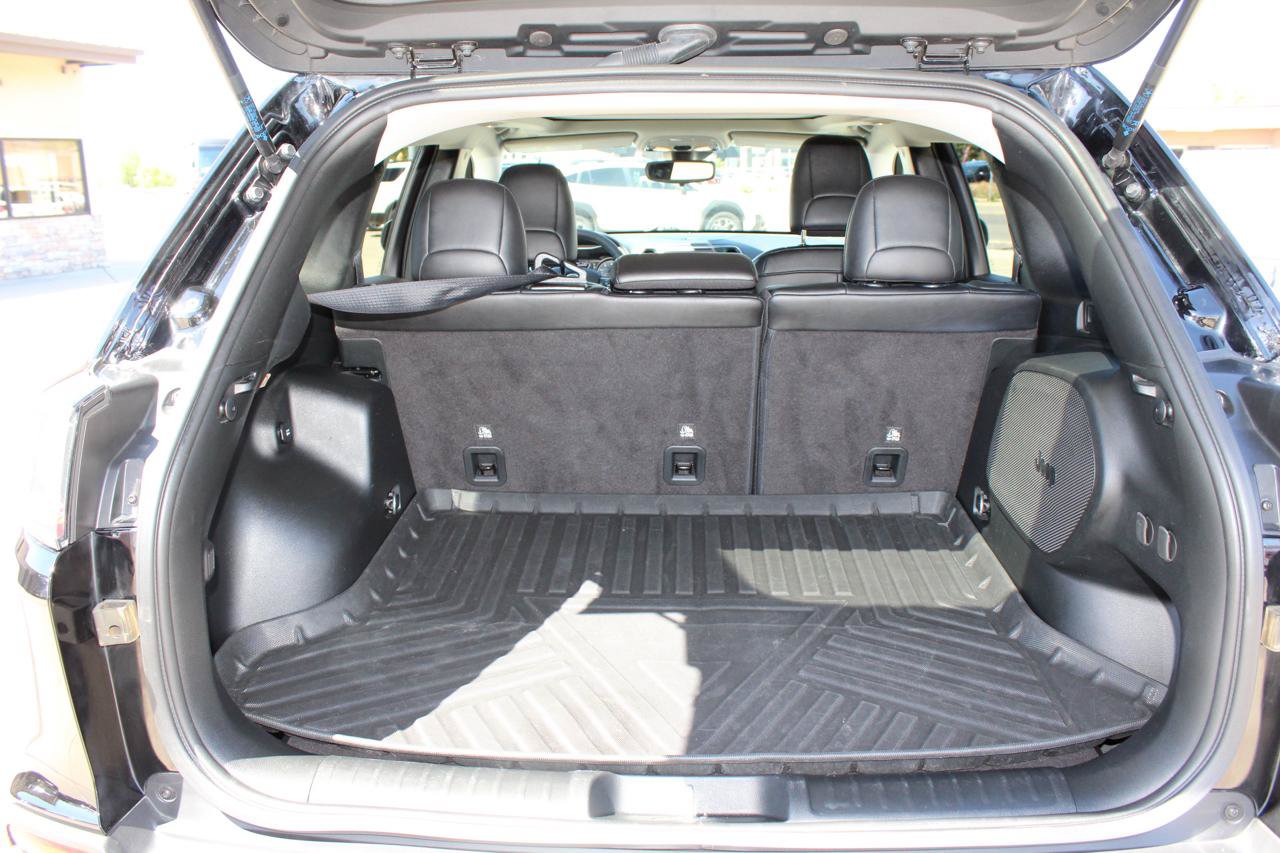 Used 2022 Jeep Cherokee Latitude w/ Sun & Sound Group AWD/4WD image 22