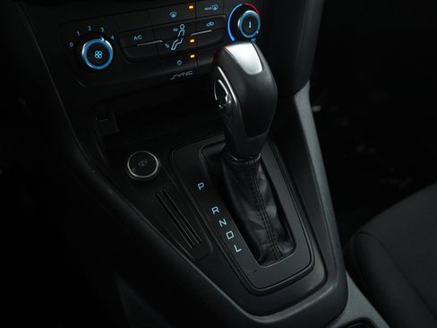 Used 2016 Ford Focus SE image 23