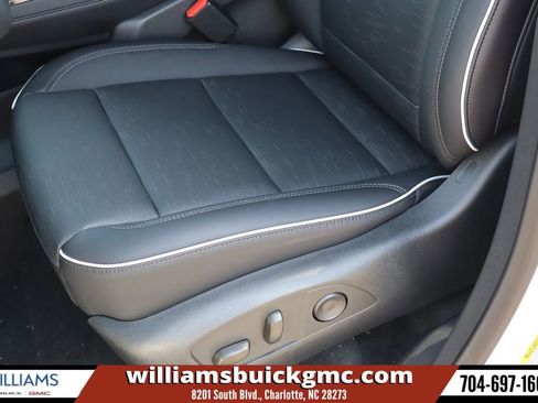New 2026 Buick Enclave Sport Touring w/ Power Package FWD image 11