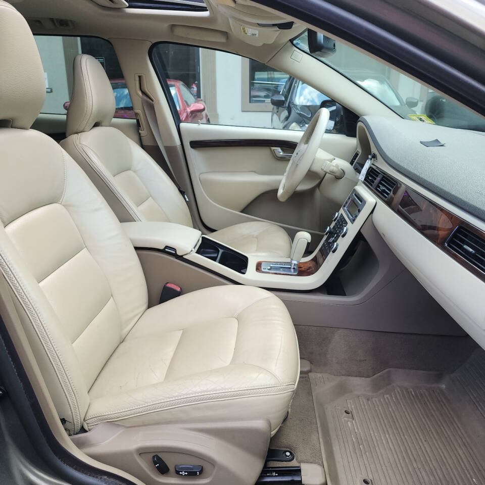 Used 2009 Volvo XC70 3.2 AWD/4WD image 10