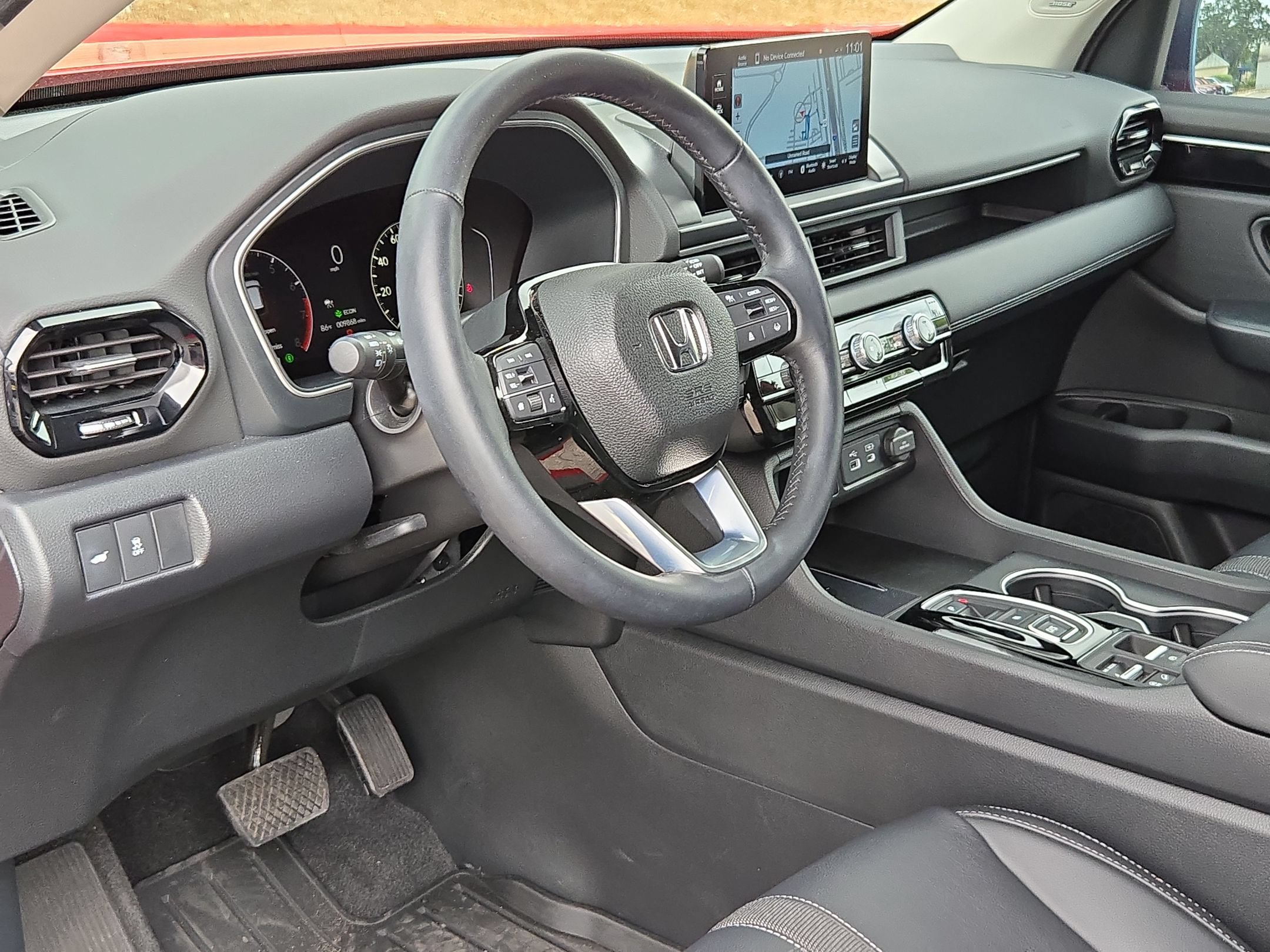 Certified 2024 Honda Pilot Touring image 12