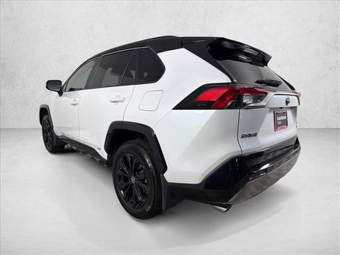 Used 2024 Toyota RAV4 XSE AWD/4WD image 6