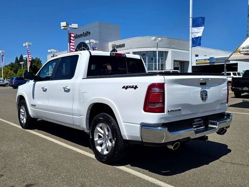 Used 2022 RAM 1500 Laramie AWD/4WD image 6