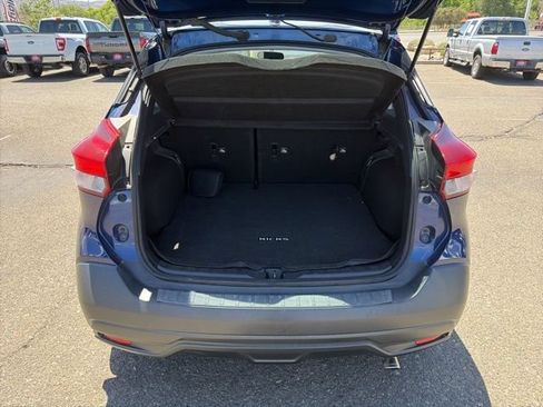 Used 2018 Nissan Kicks SV w/ Exterior Package FWD image 6
