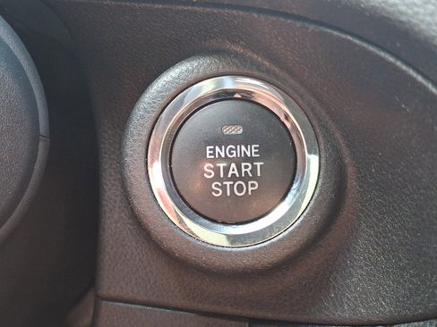 Used 2019 Subaru Impreza 2.0i Sport image 21