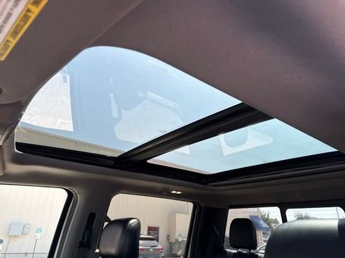 Used 2017 Ford F350 Lariat w/ Lariat Ultimate Package AWD/4WD image 22