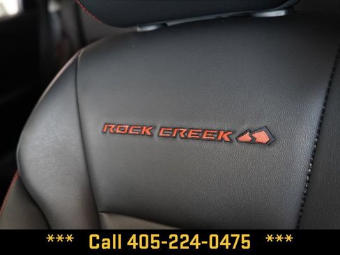 Used 2025 Nissan Rogue SV AWD/4WD image 20