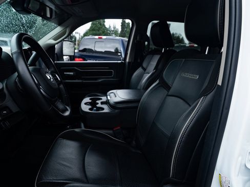 Used 2024 RAM 2500 Laramie image 19