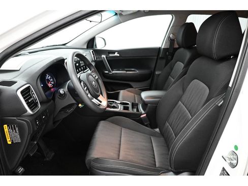 Used 2022 Kia Sportage LX AWD/4WD image 32