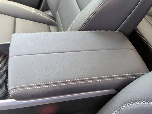 New 2026 GMC Terrain Denali w/ LPO, Floor Liner Package AWD/4WD image 31