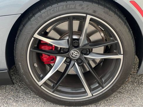 Used 2022 Toyota Supra Premium w/ Driver Assist Package image 29