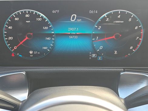 Used 2020 Mercedes-Benz GLB 250 GLB 250 image 28