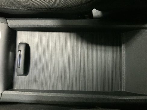 Used 2022 Honda Pilot Sport image 37